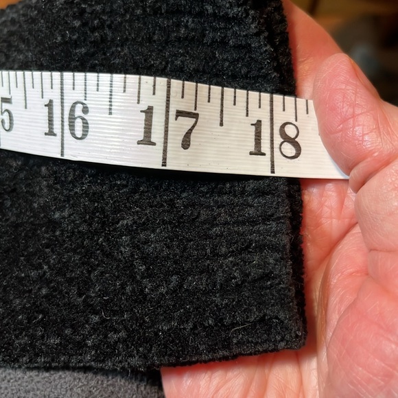 EXC Full Zip Sweater Cardigan Snowflake Ice Skaters Embellishments Women’s PL - Picture 13 of 16